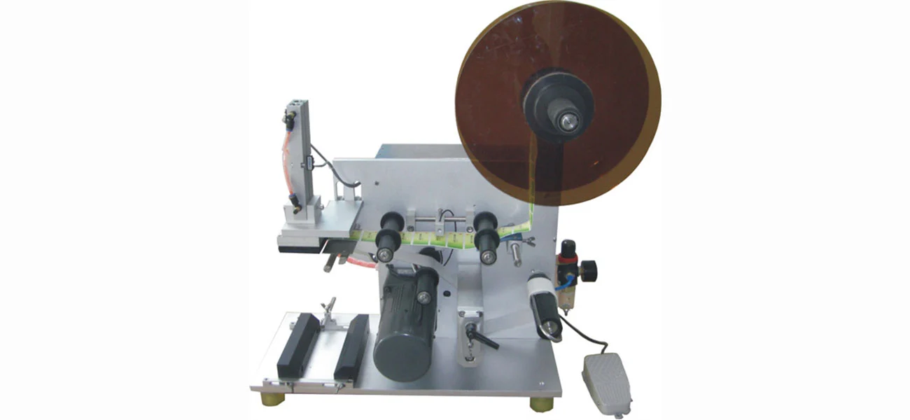 Semi-Automatic Vacuum Tamp Labeling Machine Semi-Automatic Vacuum Tamp Labeling Machine